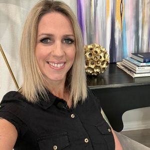 Meet your Posher, Emese